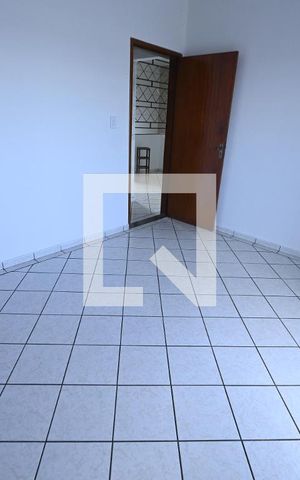 Casa para alugar com 320m², 5 quartos e 4 vagas Casa para alugar com 320m², 5 quartos e 4 vagasQuarto 4