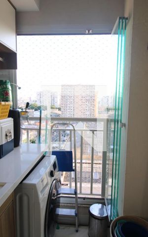 Apartamento para alugar com 63m², 2 quartos e 1 vagaÁrea de Serviço