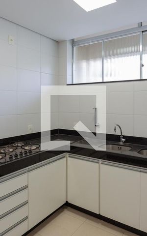 Apartamento à venda com 170m², 4 quartos e 3 vagas Apartamento à venda com 170m², 4 quartos e 3 vagasCozinha