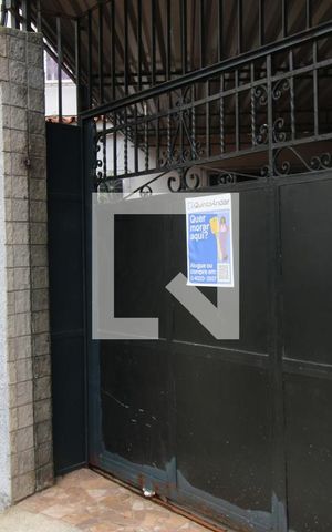 Casa à venda com 580m², 4 quartos e 2 vagasPlaca