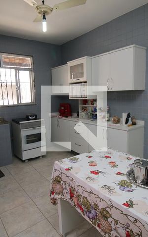 Casa à venda com 580m², 4 quartos e 2 vagasCozinha 2
