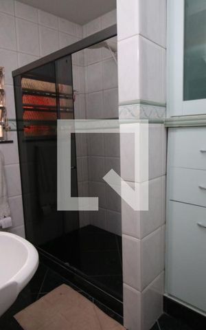 Casa à venda com 580m², 4 quartos e 2 vagasBanheiro 2