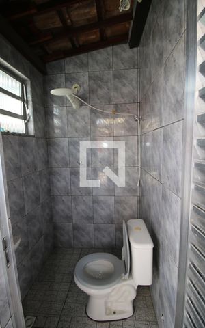Casa à venda com 580m², 4 quartos e 2 vagasBanheiro de serviço 2
