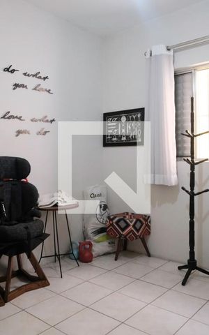 Casa à venda com 126m², 4 quartos e sem vaga Casa à venda com 126m², 4 quartos e sem vagaSuíte