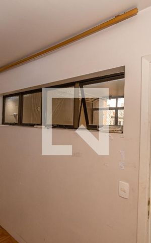 Apartamento à venda com 400m², 4 quartos e 4 vagas Apartamento à venda com 400m², 4 quartos e 4 vagasQuarto Área de Serviço