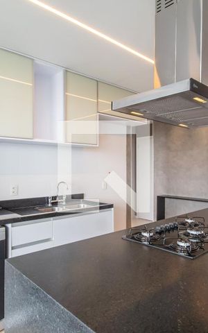 Apartamento à venda com 153m², 3 quartos e 3 vagas Apartamento à venda com 153m², 3 quartos e 3 vagasCozinha