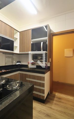 Apartamento à venda com 125m², 3 quartos e 2 vagasCozinha