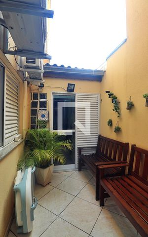 Apartamento à venda com 125m², 3 quartos e 2 vagasVaranda