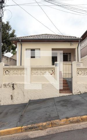 Casa à venda com 312m², 3 quartos e sem vagaFachada