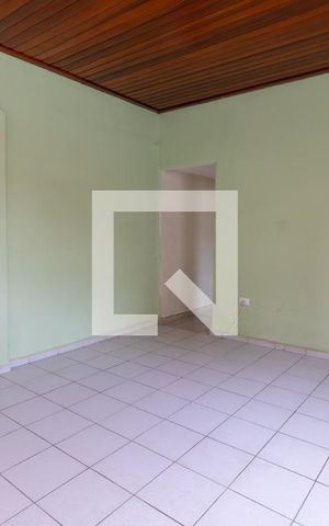 Casa à venda com 312m², 3 quartos e sem vagaSala e Quarto