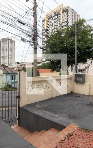 Casa à venda com 312m², 3 quartos e sem vagaQuintal Frontal