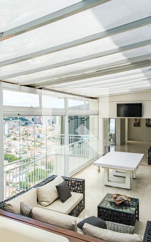 Apartamento à venda com 200m², 2 quartos e 3 vagas Apartamento à venda com 200m², 2 quartos e 3 vagasTerraço