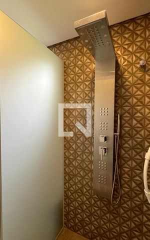 Casa de condomínio à venda com 597m², 4 quartos e 4 vagasBanheiro