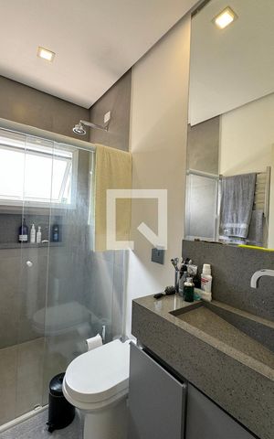 Casa de condomínio à venda com 597m², 4 quartos e 4 vagasBanheiro Corredor