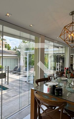 Casa de condomínio à venda com 597m², 4 quartos e 4 vagasSala de Jantar