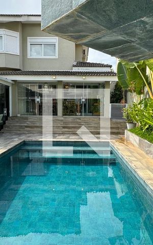 Casa de condomínio à venda com 597m², 4 quartos e 4 vagasPiscina
