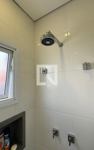 Casa de condomínio à venda com 597m², 4 quartos e 4 vagasBanheiro da Suíte 2