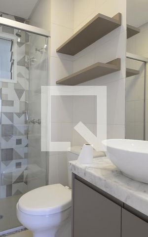 Apartamento à venda com 82m², 2 quartos e 2 vagasBanheiro