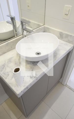 Apartamento à venda com 82m², 2 quartos e 2 vagasBanheiro