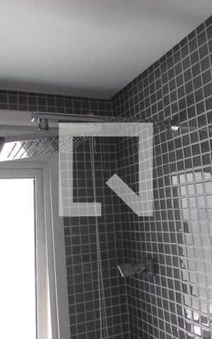 Apartamento à venda com 206m², 3 quartos e 4 vagasBanheiro Quarto 1
