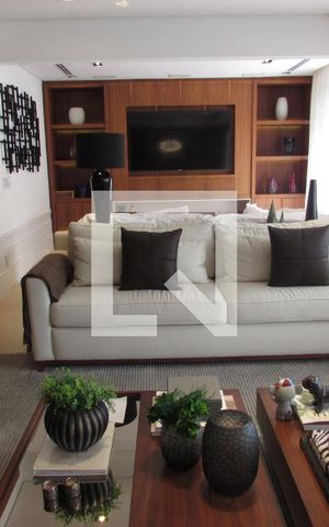 Apartamento à venda com 206m², 3 quartos e 4 vagasSala