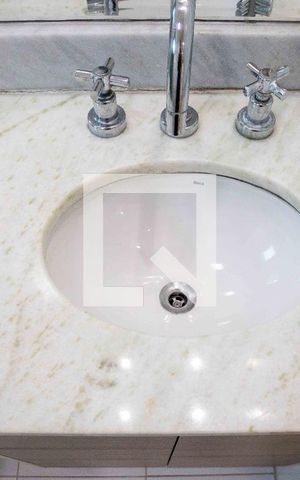 Apartamento à venda com 92m², 3 quartos e 2 vagasBanheiro da Suíte 1