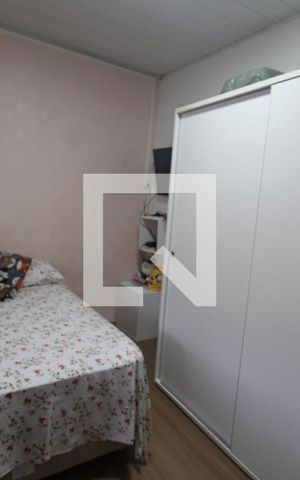 Casa à venda com 96m², 3 quartos e 2 vagasQuarto 2
