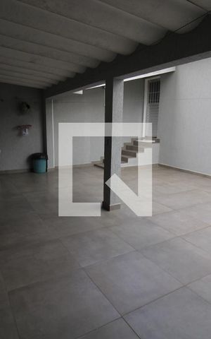 Casa à venda com 96m², 3 quartos e 2 vagasÁrea de Serviço