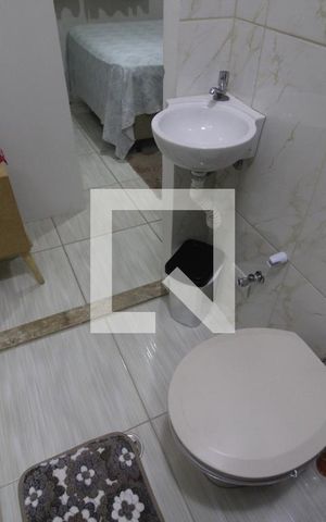 Casa à venda com 96m², 3 quartos e 2 vagasBanheiro 2