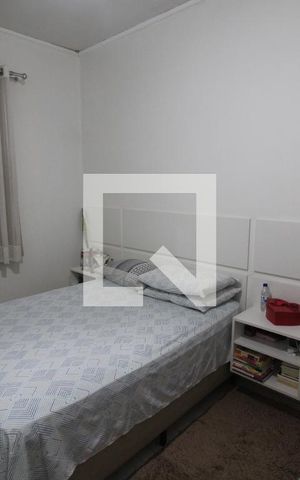 Casa à venda com 96m², 3 quartos e 2 vagasQuarto 1