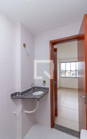 Apartamento para alugar com 70m², 2 quartos e 1 vaga Apartamento para alugar com 70m², 2 quartos e 1 vagaBanheiro da Suíte