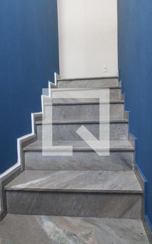 Casa à venda com 150m², 3 quartos e 1 vagaEscasa