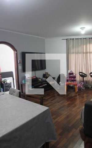 Casa à venda com 150m², 3 quartos e 1 vagaSala