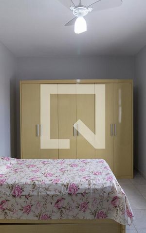 Casa à venda com 200m², 5 quartos e 2 vagas Casa à venda com 200m², 5 quartos e 2 vagasQuarto 1