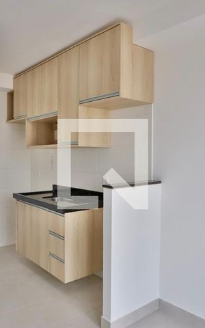 Apartamento à venda com 28m², 1 quarto e sem vaga Apartamento à venda com 28m², 1 quarto e sem vagaSala / Cozinha