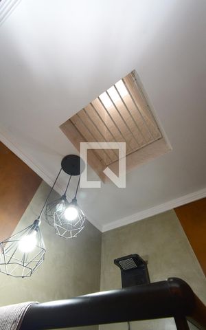 Casa à venda com 165m², 3 quartos e 2 vagasBanheiro