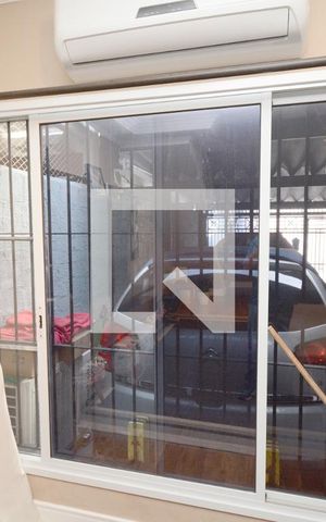 Casa à venda com 165m², 3 quartos e 2 vagasSala