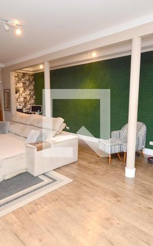 Casa à venda com 165m², 3 quartos e 2 vagasSala