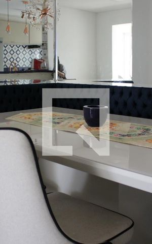 Apartamento à venda com 56m², 2 quartos e 1 vagaSala de Jantar