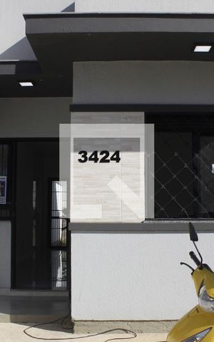Casa para alugar com 170m², 2 quartos e 1 vagaFachada