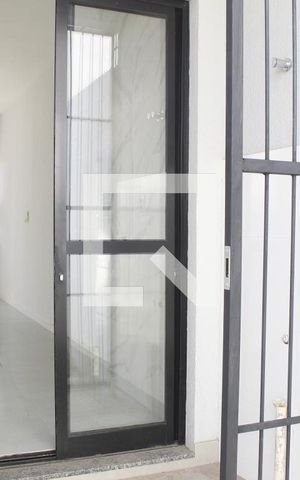 Casa para alugar com 170m², 2 quartos e 1 vagaÁrea de Serviço