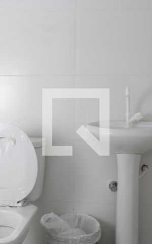 Casa para alugar com 170m², 2 quartos e 1 vagaBanheiro