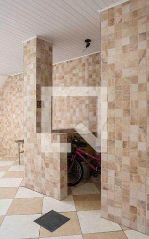 Casa à venda com 300m², 3 quartos e 8 vagasGaragem