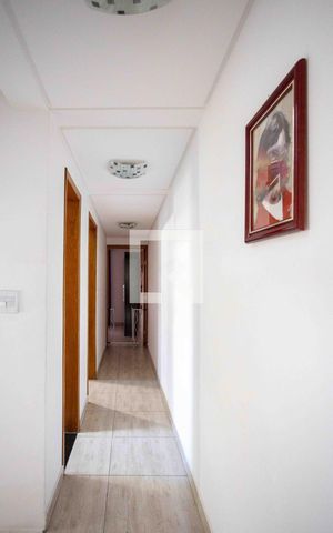 Casa à venda com 300m², 3 quartos e 8 vagasCorredor