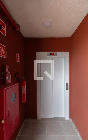 Apartamento à venda com 45m², 2 quartos e sem vaga Apartamento à venda com 45m², 2 quartos e sem vagaÁrea Comum - Elevador