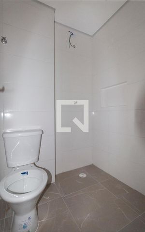 Apartamento à venda com 45m², 2 quartos e sem vaga Apartamento à venda com 45m², 2 quartos e sem vagaBanheiro