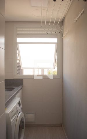 Apartamento à venda com 63m², 2 quartos e 1 vaga Apartamento à venda com 63m², 2 quartos e 1 vagaÁrea de Serviço