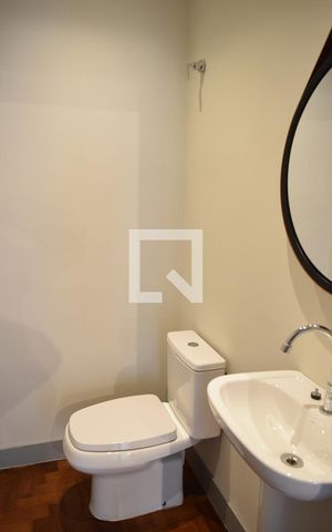 Apartamento para alugar com 150m², 2 quartos e sem vagaLavabo
