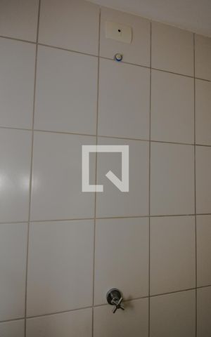 Apartamento à venda com 70m², 2 quartos e 2 vagas Apartamento à venda com 70m², 2 quartos e 2 vagasBanheiro Social