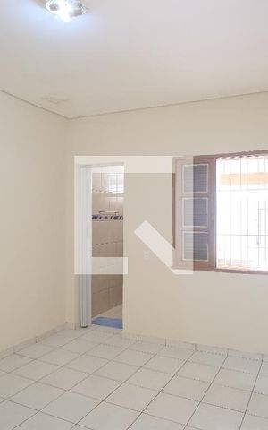Casa à venda com 110m², 2 quartos e 3 vagasSuíte